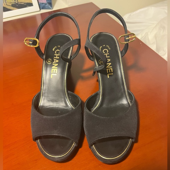 Chanel Black Pearl Wedge 36.5 US 6.5 - Picture 6 of 7